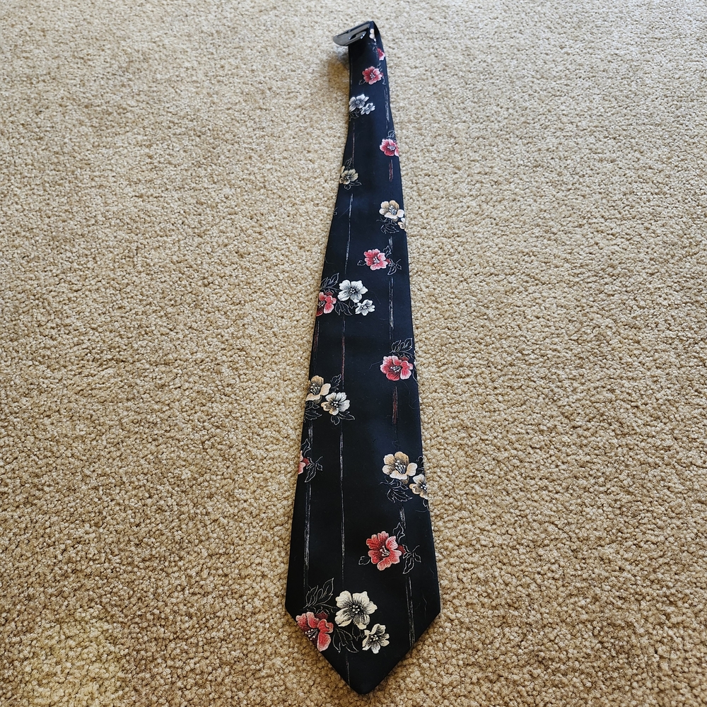 Vintage Oleg Cassini Black Tie with Bold Red and Cream Floral Accents